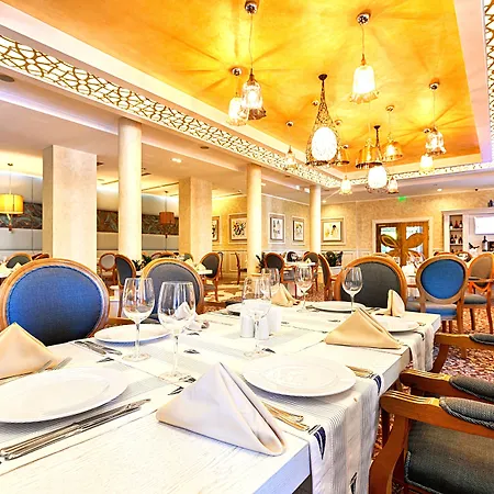 Hotel Primoretz Grand &