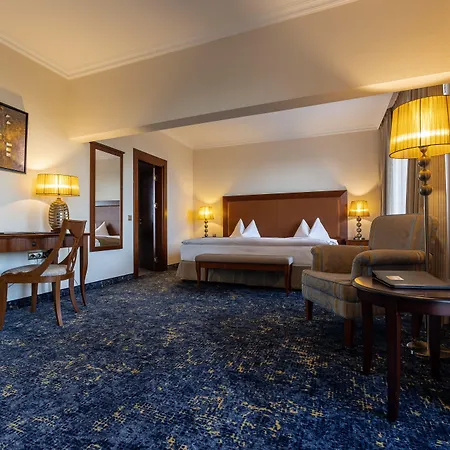 Hotel Primoretz Grand & 5*