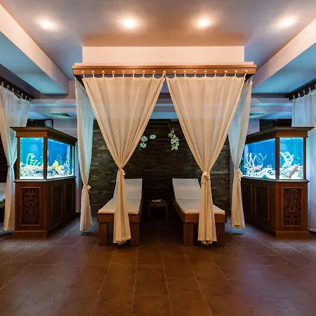 Primoretz Grand & ブルガス