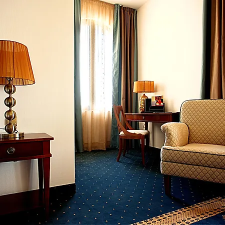 Primoretz Grand & מלון 5*