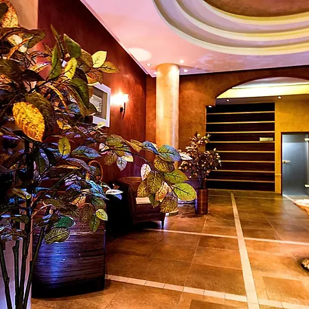 Primoretz Grand & 5*