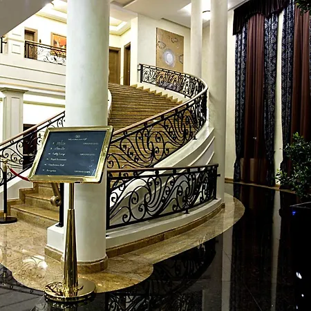 Primoretz Grand & בורגאס