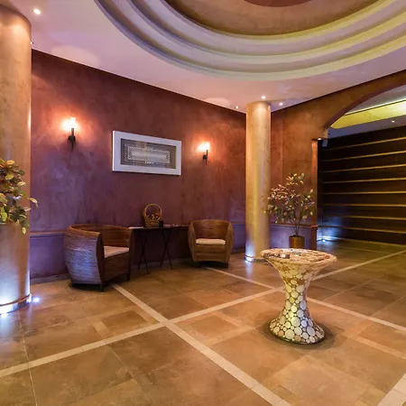 Primoretz Grand & מלון 5*