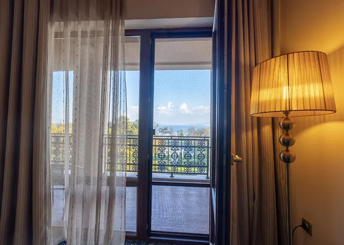 Otel Primoretz Grand &